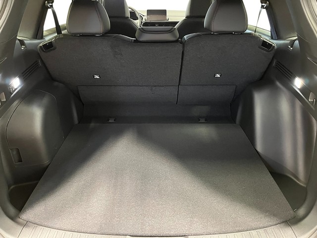 Honda CR-V Hybrid Vehicle Full-screen Gallery Image 27