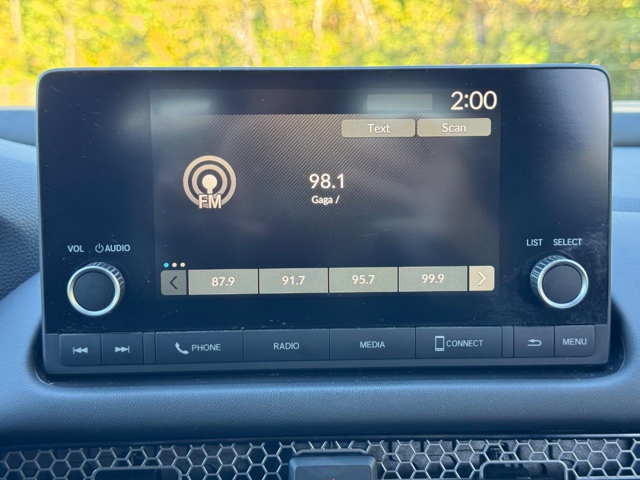 Honda HR-V Vehicle Full-screen Gallery Image 13