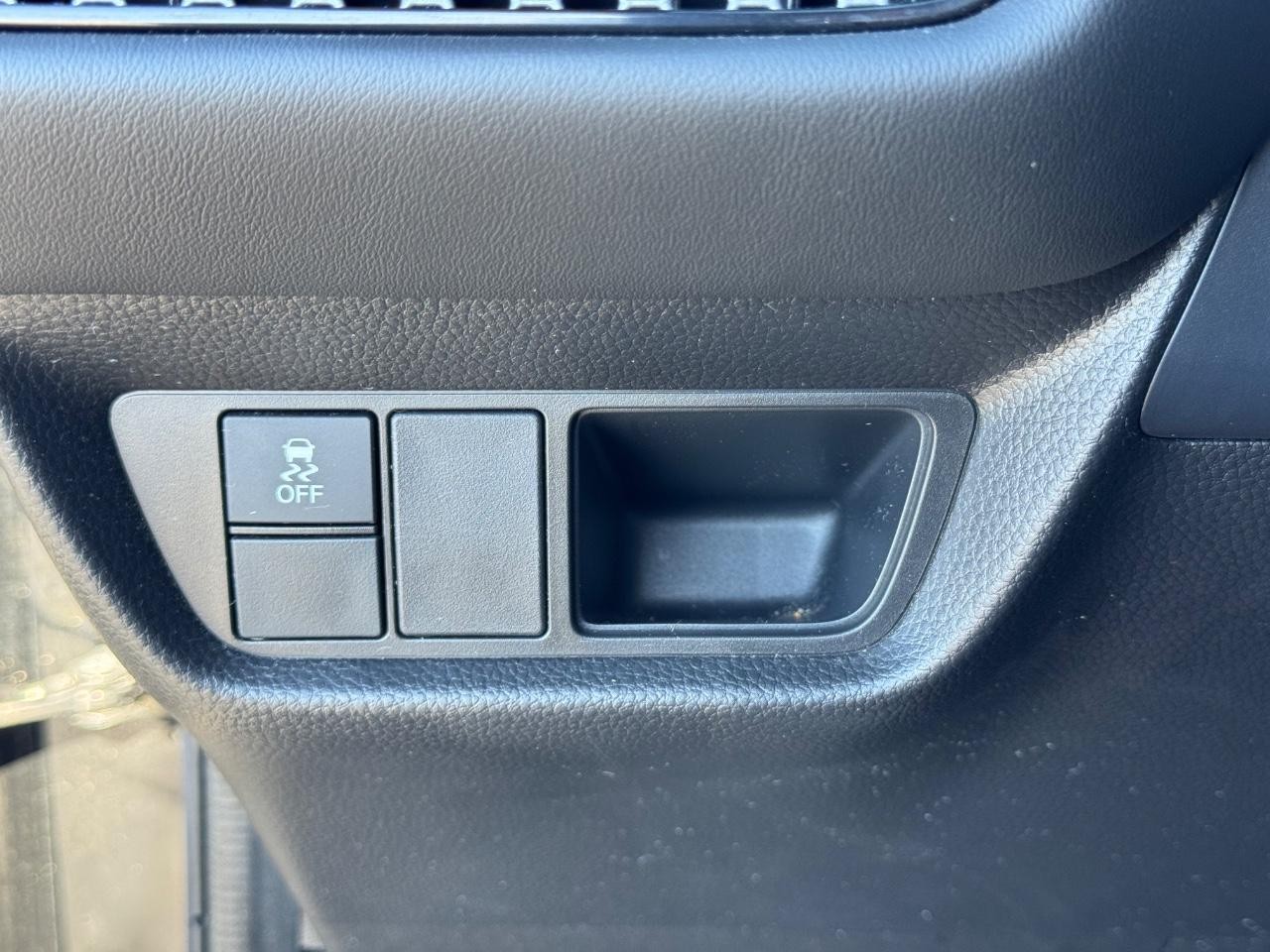 Honda HR-V Vehicle Full-screen Gallery Image 22