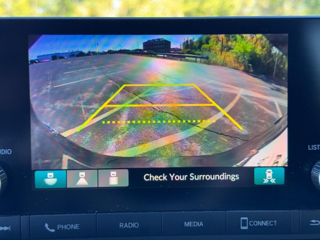 Honda HR-V Vehicle Full-screen Gallery Image 23