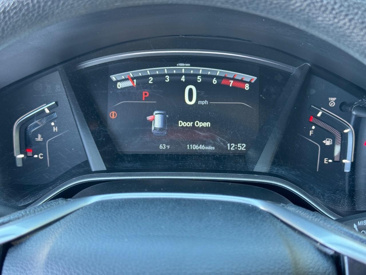 Honda CR-V Vehicle Full-screen Gallery Image 19