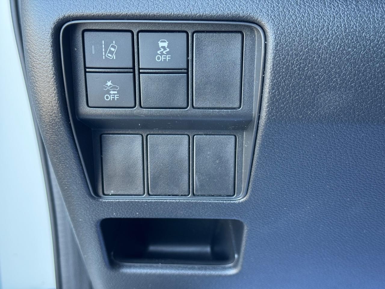 Honda CR-V Vehicle Full-screen Gallery Image 22