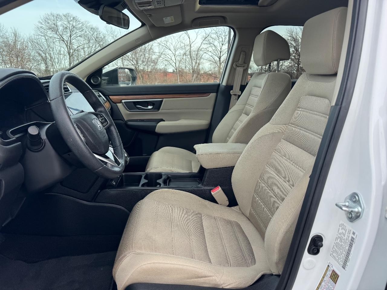 Honda CR-V Vehicle Full-screen Gallery Image 43