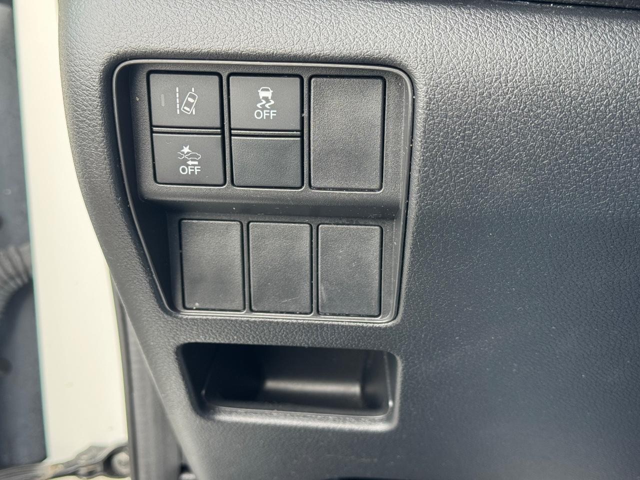 Honda CR-V Vehicle Full-screen Gallery Image 48