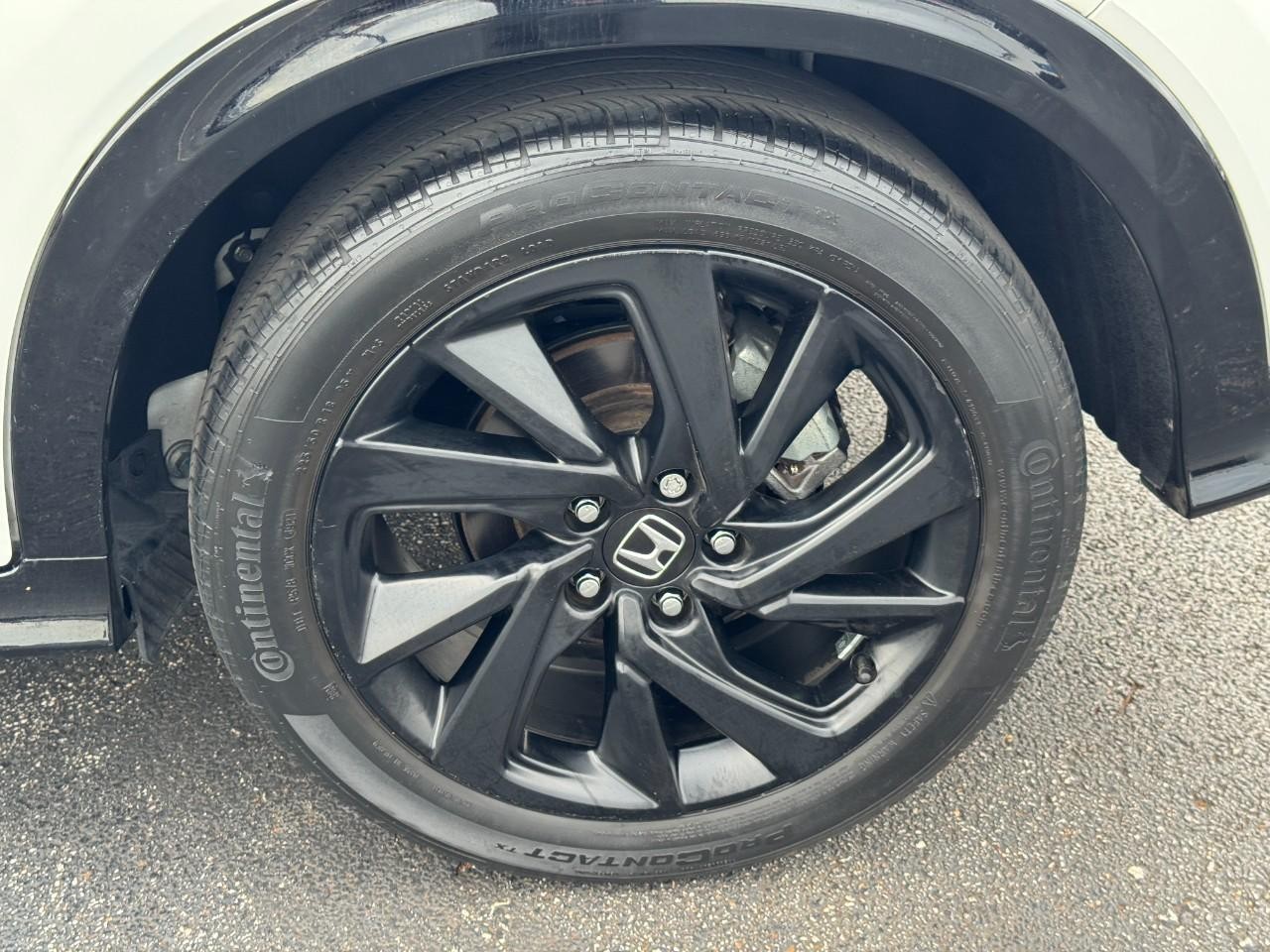 Honda HR-V Vehicle Full-screen Gallery Image 07