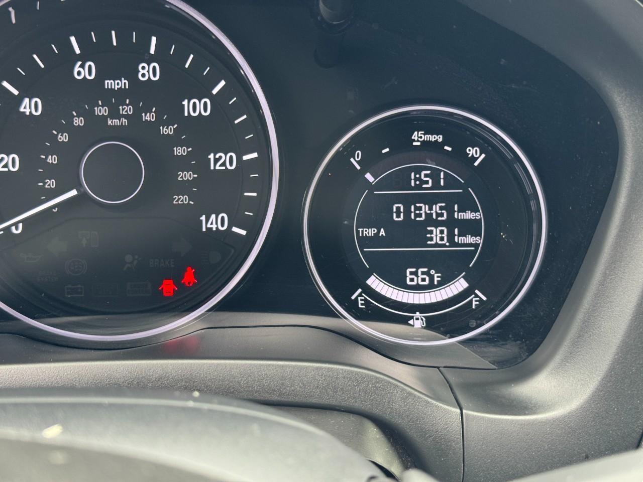 Honda HR-V Vehicle Full-screen Gallery Image 19