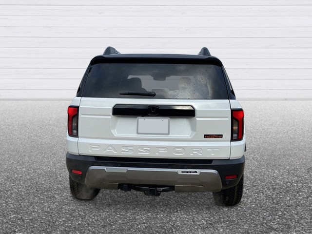 Honda Passport Vehicle Full-screen Gallery Image 04