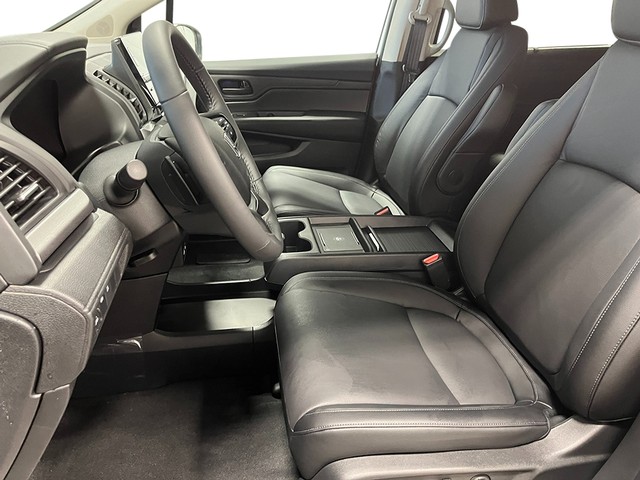 Honda Odyssey Vehicle Full-screen Gallery Image 09