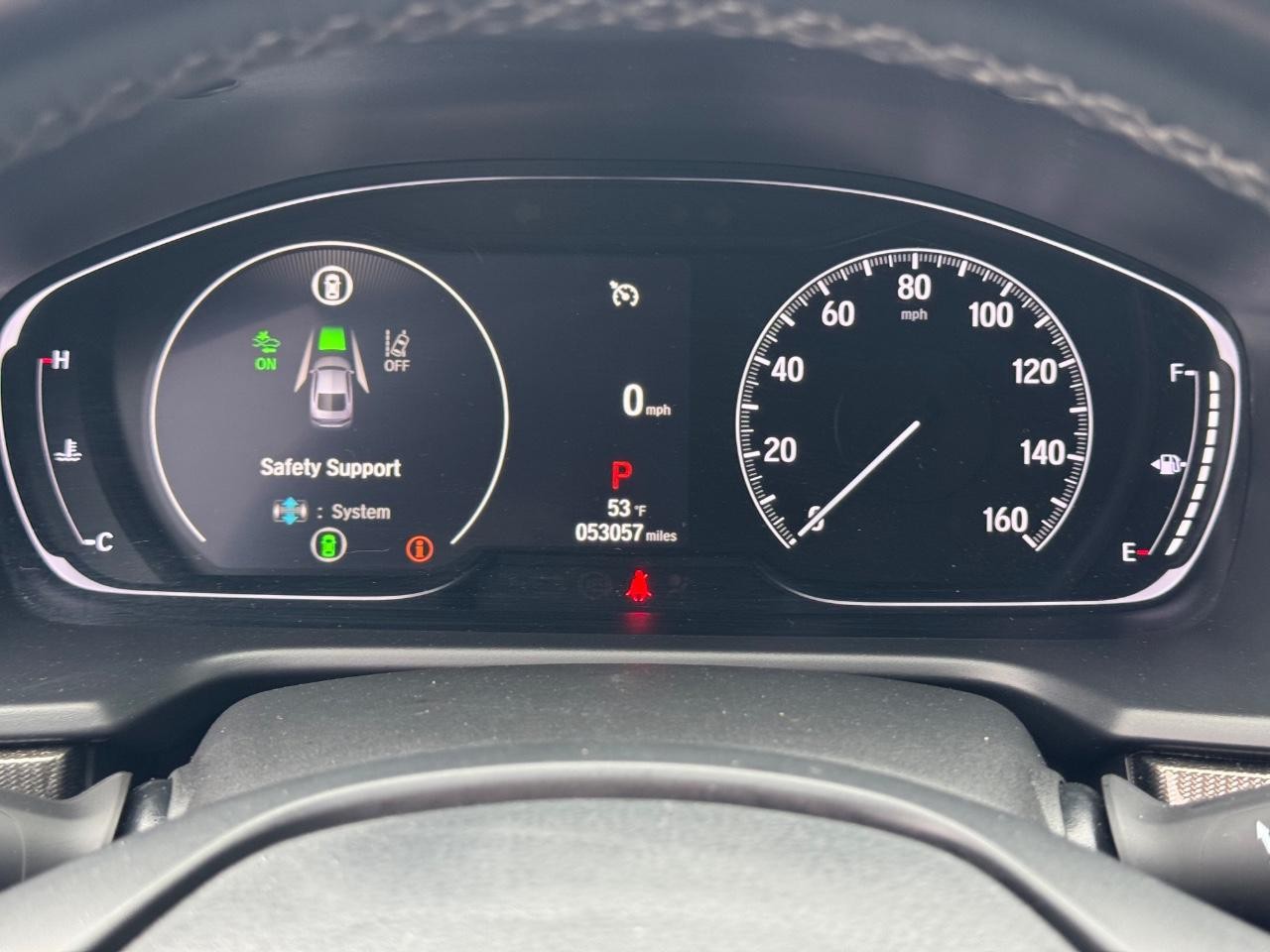 Honda Accord Sedan Vehicle Full-screen Gallery Image 19