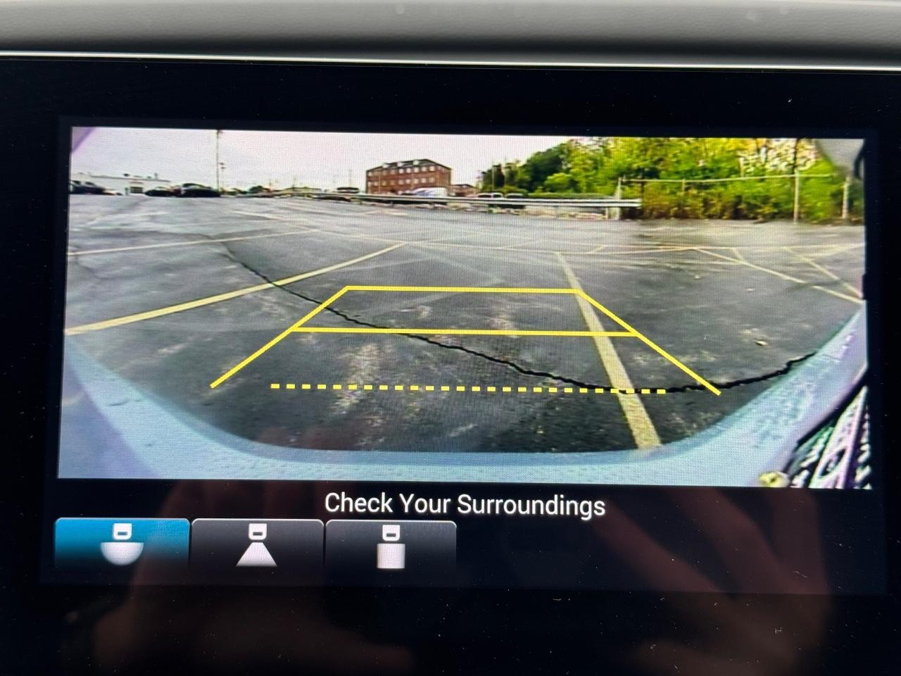 Honda Accord Sedan Vehicle Full-screen Gallery Image 23