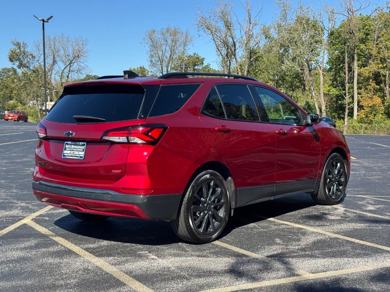 Chevrolet Equinox Vehicle Full-screen Gallery Image 03