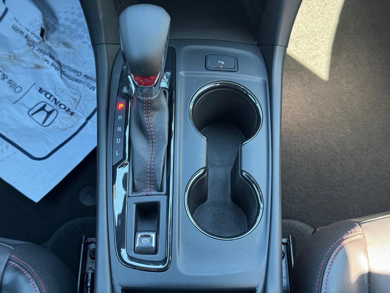 Chevrolet Equinox Vehicle Full-screen Gallery Image 15