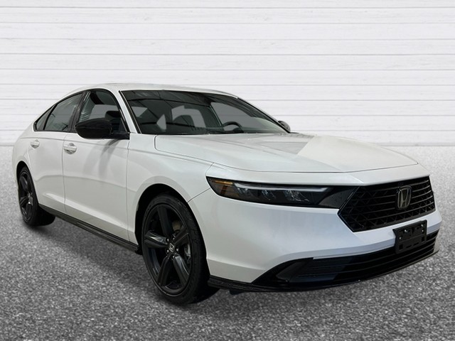 Honda Accord Hybrid Vehicle Full-screen Gallery Image 09