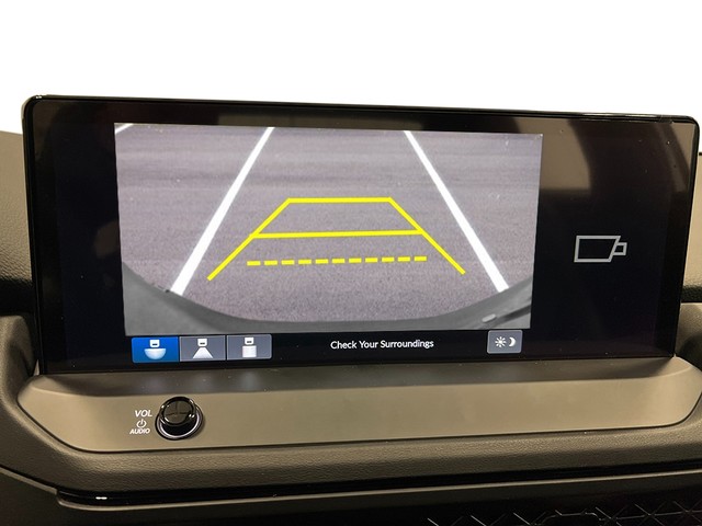 Honda Accord Hybrid Vehicle Full-screen Gallery Image 22