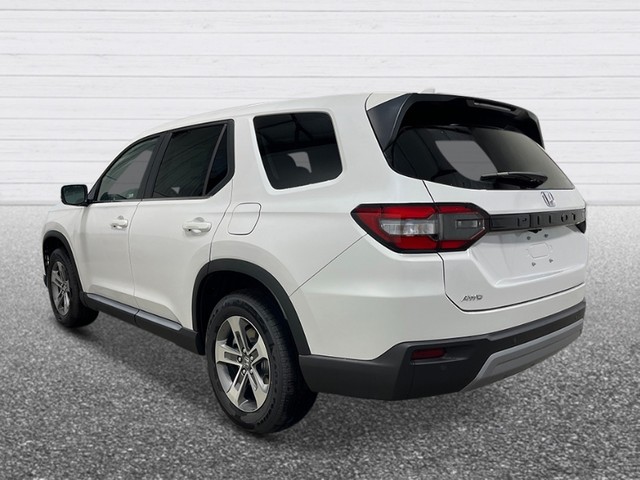 Honda Pilot Vehicle Full-screen Gallery Image 03