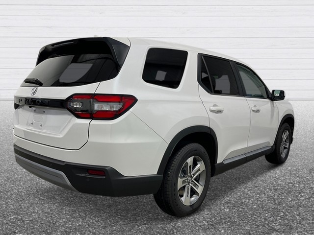 Honda Pilot Vehicle Full-screen Gallery Image 07