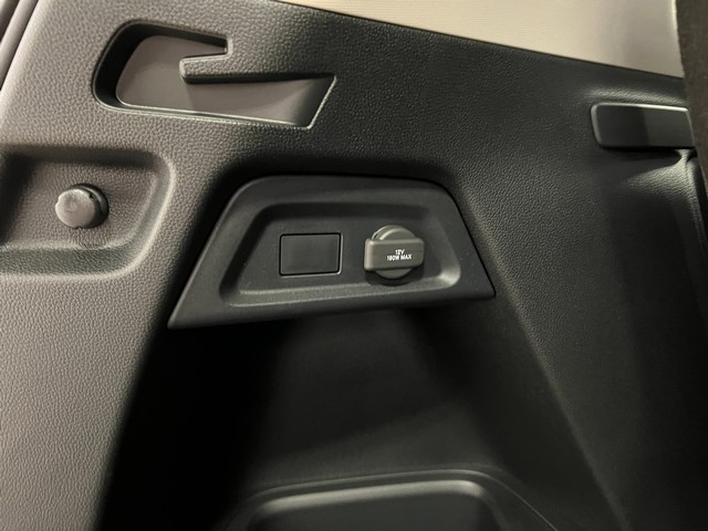 Honda Pilot Vehicle Full-screen Gallery Image 32