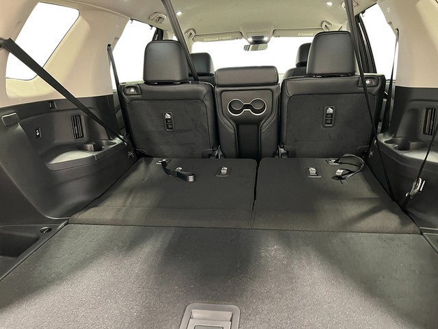 Honda Pilot Vehicle Full-screen Gallery Image 34