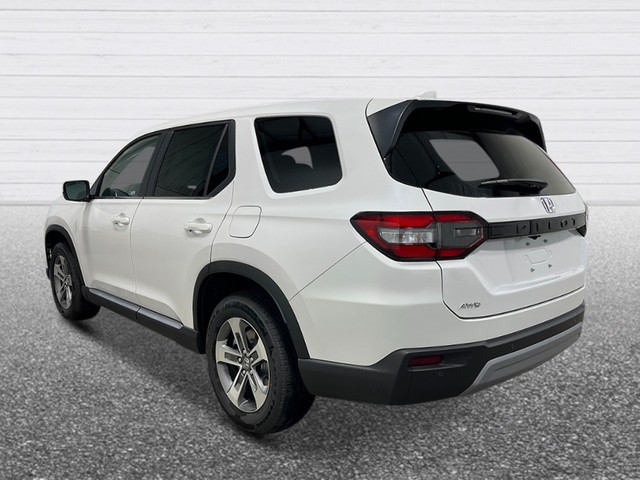 Honda Pilot Vehicle Full-screen Gallery Image 03