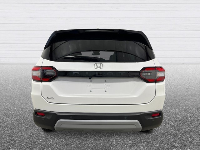 Honda Pilot Vehicle Full-screen Gallery Image 04