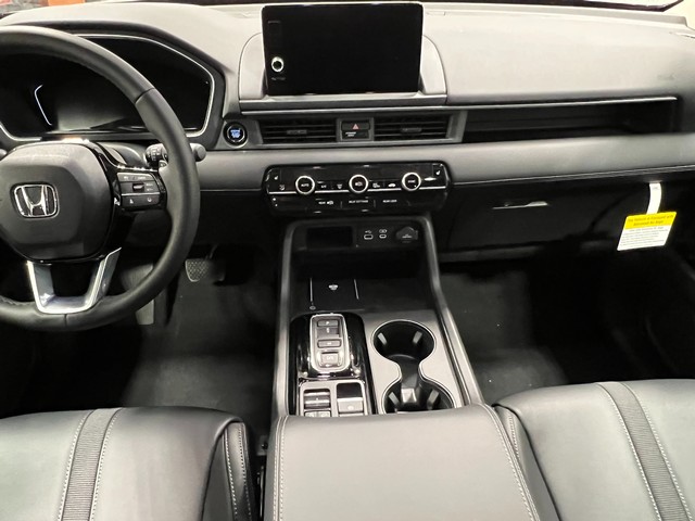 Honda Pilot Vehicle Full-screen Gallery Image 17