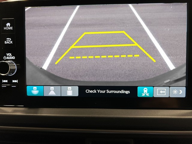 Honda Pilot Vehicle Full-screen Gallery Image 26