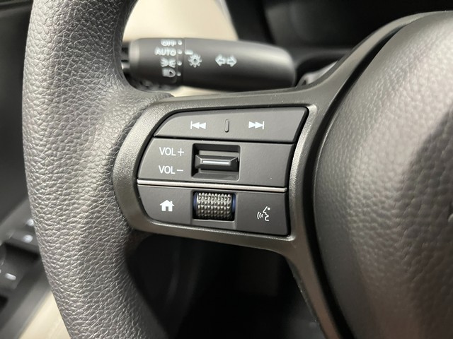 Honda HR-V Vehicle Full-screen Gallery Image 14