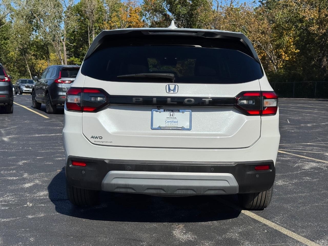 Honda Pilot Vehicle Full-screen Gallery Image 05