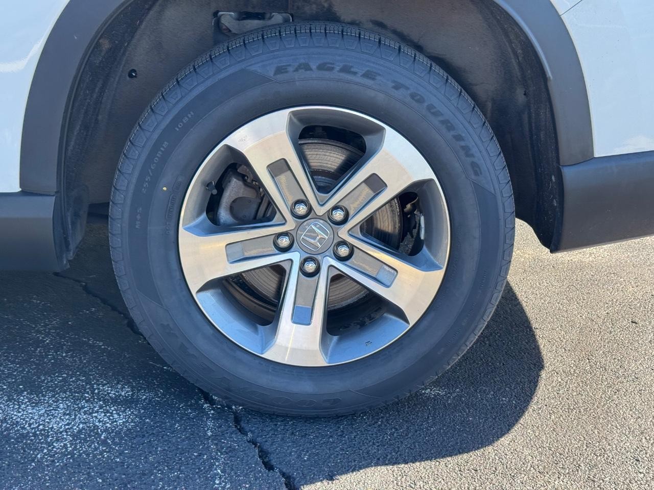 Honda Pilot Vehicle Full-screen Gallery Image 07