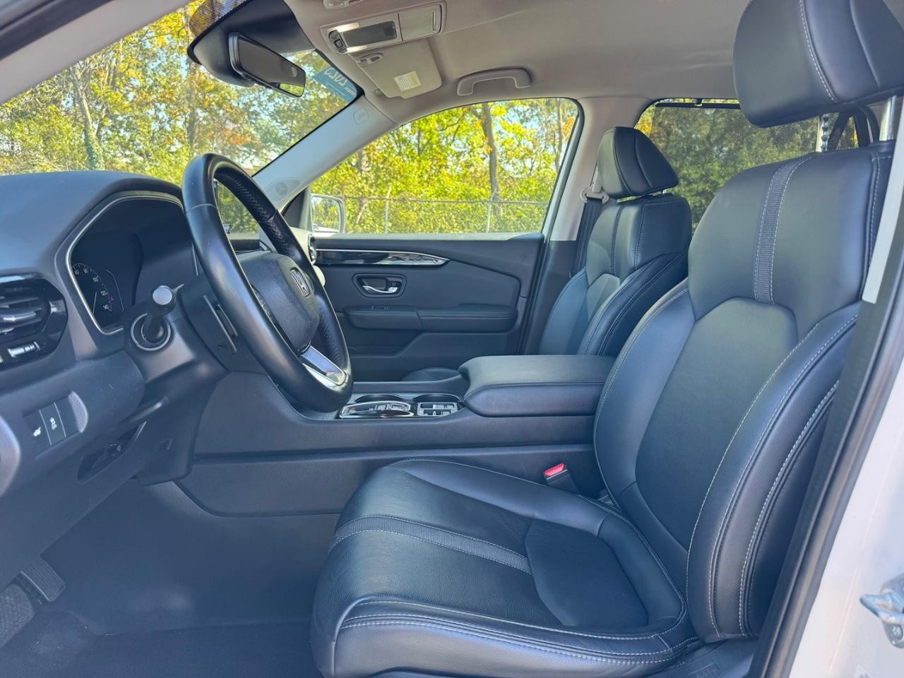 Honda Pilot Vehicle Full-screen Gallery Image 19