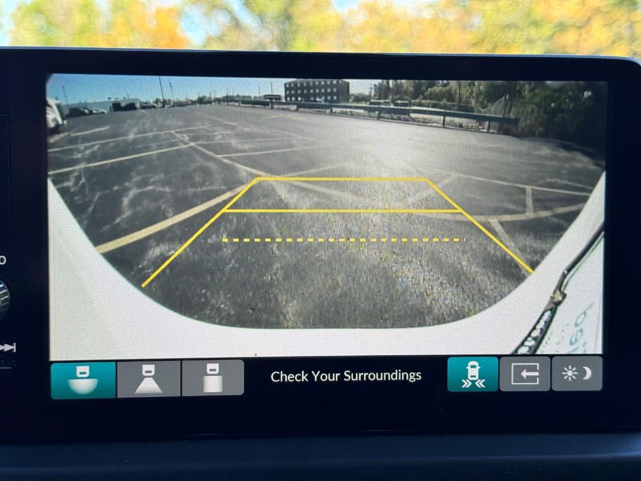 Honda Pilot Vehicle Full-screen Gallery Image 24