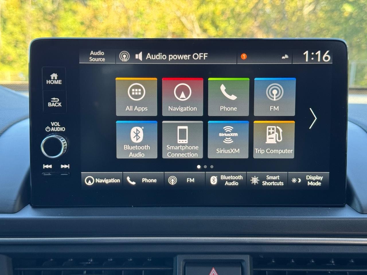 Honda Pilot Vehicle Full-screen Gallery Image 14