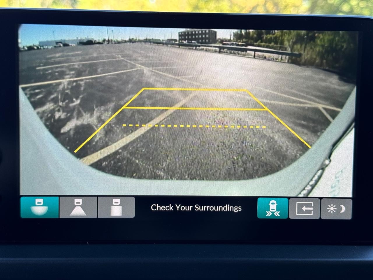 Honda Pilot Vehicle Full-screen Gallery Image 25