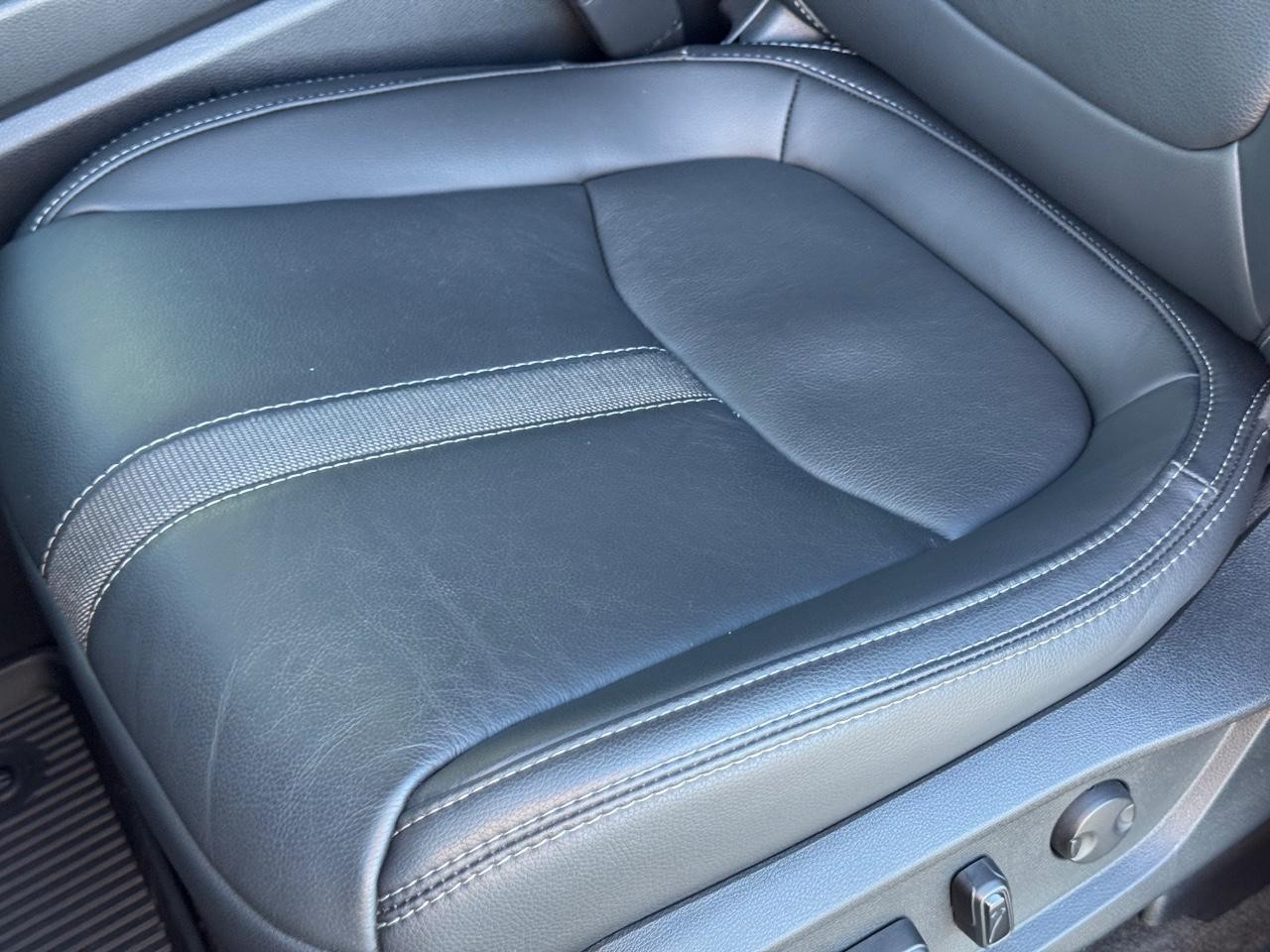 Honda Pilot Vehicle Full-screen Gallery Image 28