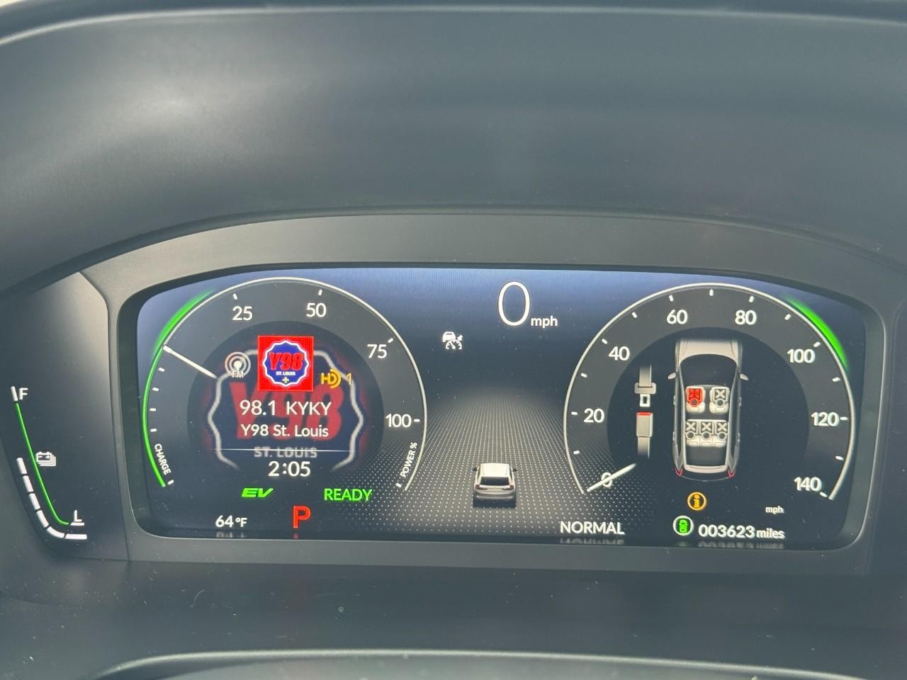 Honda CR-V Hybrid Vehicle Full-screen Gallery Image 19