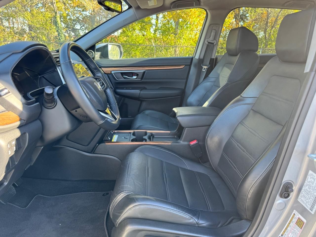 Honda CR-V Vehicle Full-screen Gallery Image 17