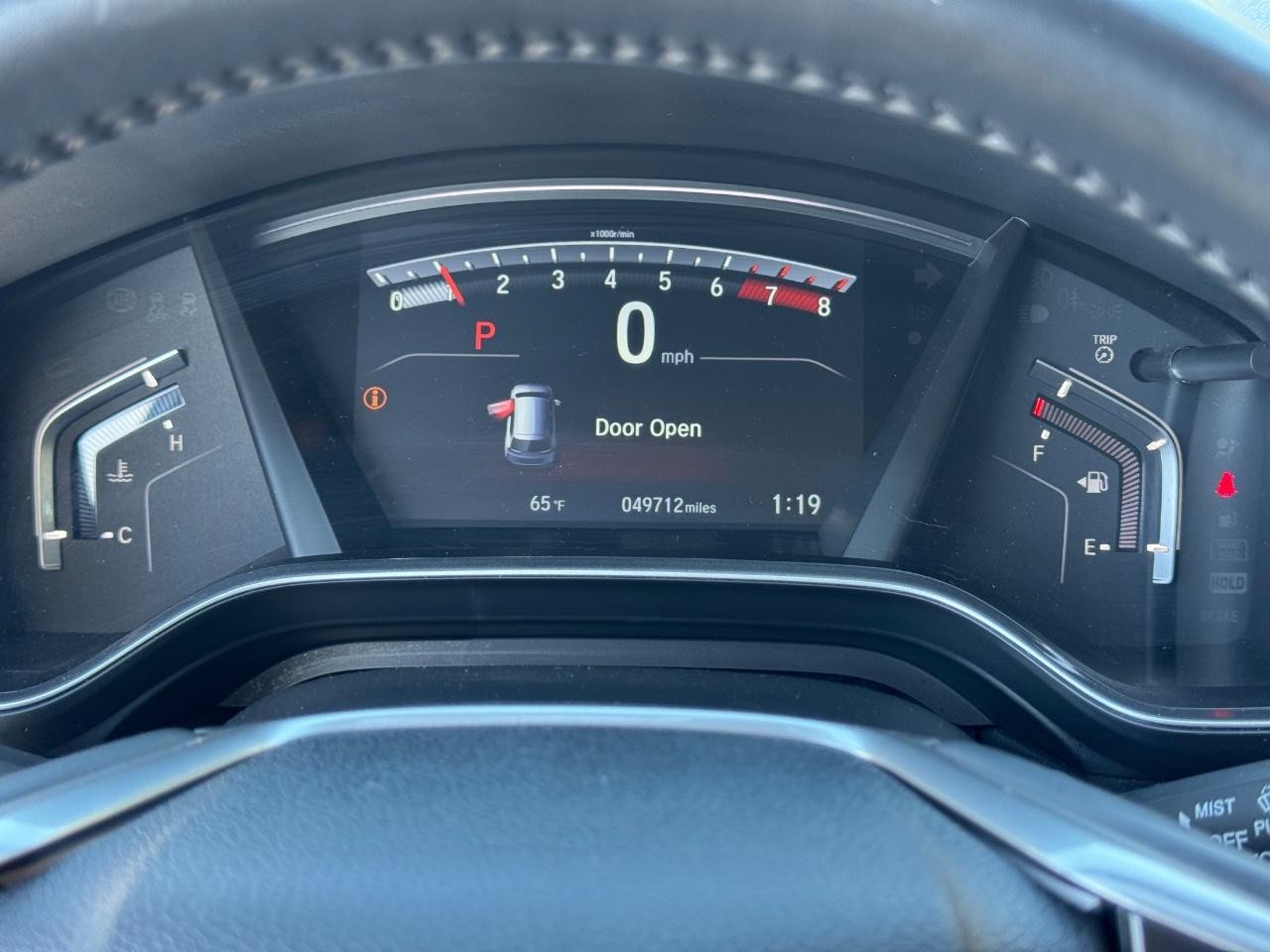 Honda CR-V Vehicle Full-screen Gallery Image 19