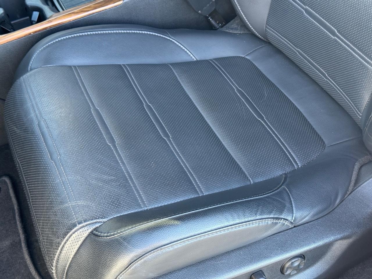 Honda CR-V Vehicle Full-screen Gallery Image 26