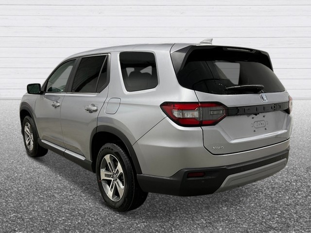 Honda Pilot Vehicle Full-screen Gallery Image 03