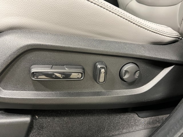 Honda Pilot Vehicle Full-screen Gallery Image 14