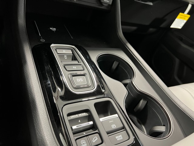 Honda Pilot Vehicle Full-screen Gallery Image 21