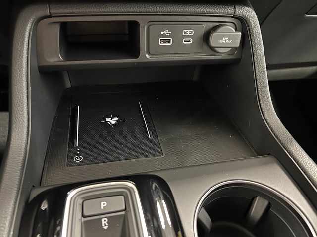 Honda Pilot Vehicle Full-screen Gallery Image 23