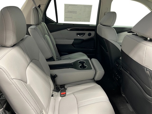 Honda Pilot Vehicle Full-screen Gallery Image 36