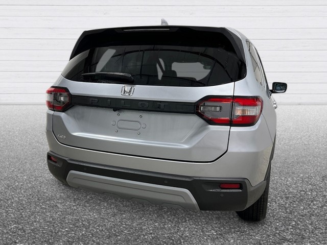 Honda Pilot Vehicle Full-screen Gallery Image 04