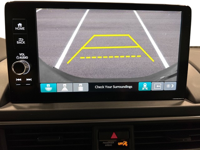 Honda Pilot Vehicle Full-screen Gallery Image 25