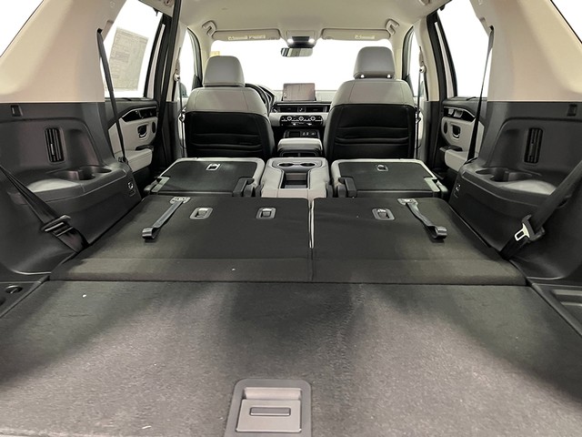 Honda Pilot Vehicle Full-screen Gallery Image 34