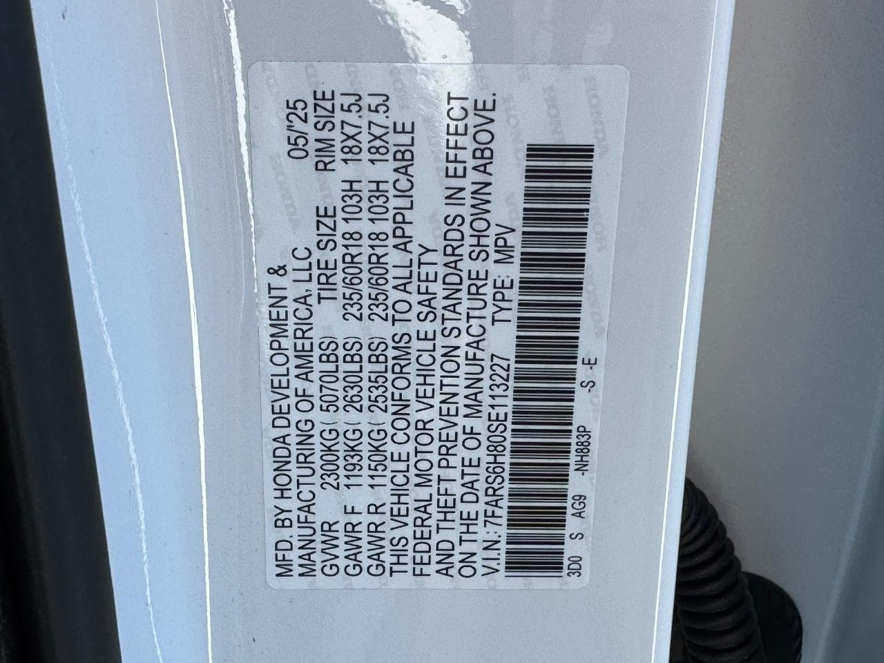 Honda CR-V Hybrid Vehicle Full-screen Gallery Image 27