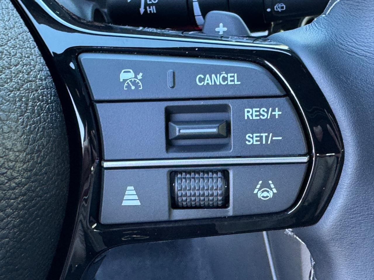 Honda Civic Hatchback Vehicle Full-screen Gallery Image 23