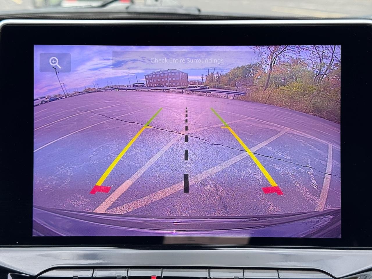 Jeep Compass Vehicle Full-screen Gallery Image 23