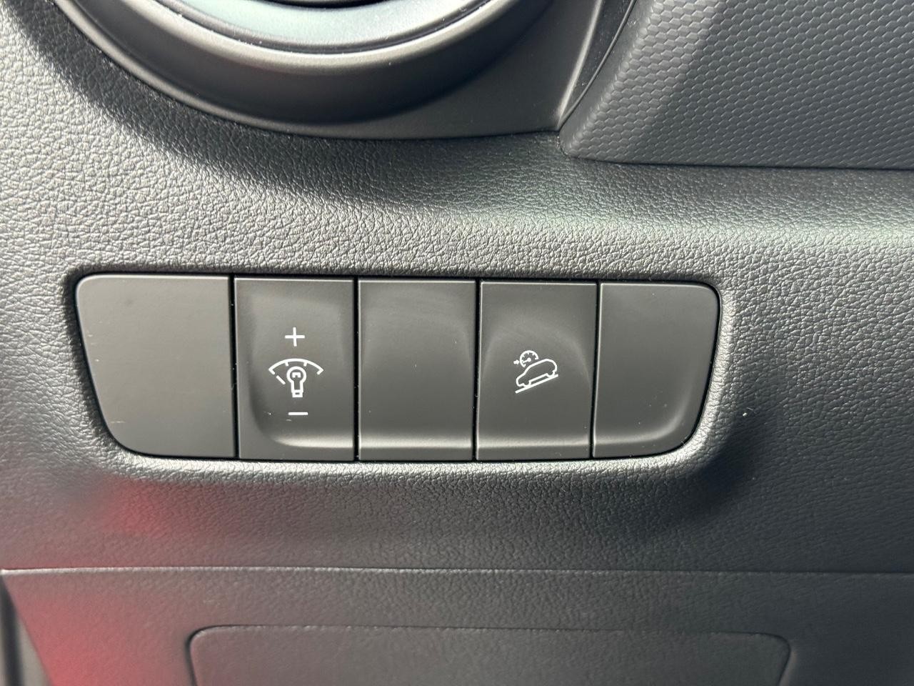 Hyundai Kona N Vehicle Full-screen Gallery Image 21